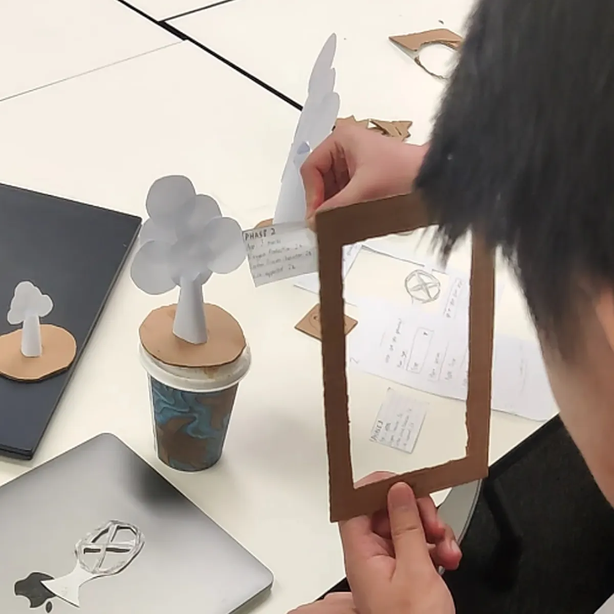 Paper prototype augmented reality tree visualisation